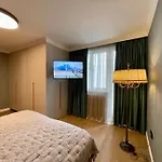 Luxury 2 Bedroom Top Central Apartment