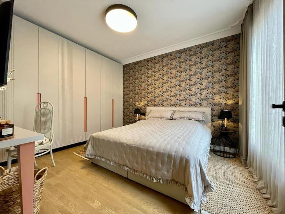 Apartment Luxury 2 Bedroom Sofia