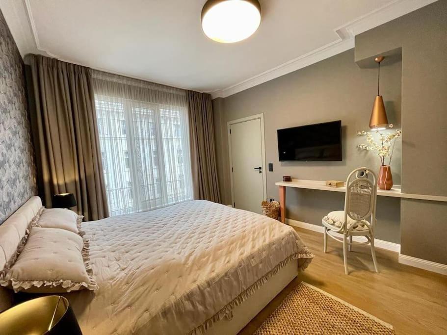 Apartment Luxury 2 Bedroom Sofia