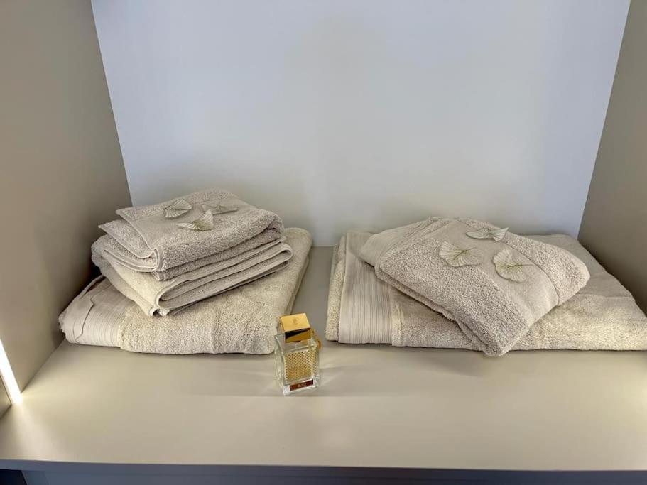 Luxury 2 Bedroom Apartament *